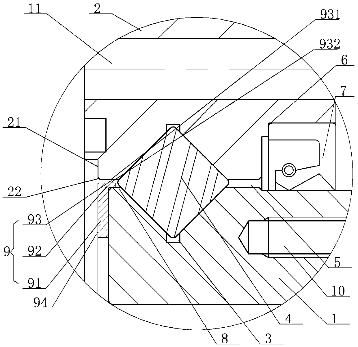 Criss-crossed roller bearing with novel sealing structure