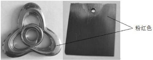 Method for preparing structural color film layer on surface of zirconium-based metal glass