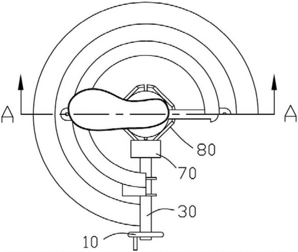 Shoe tree height manually adjusting device