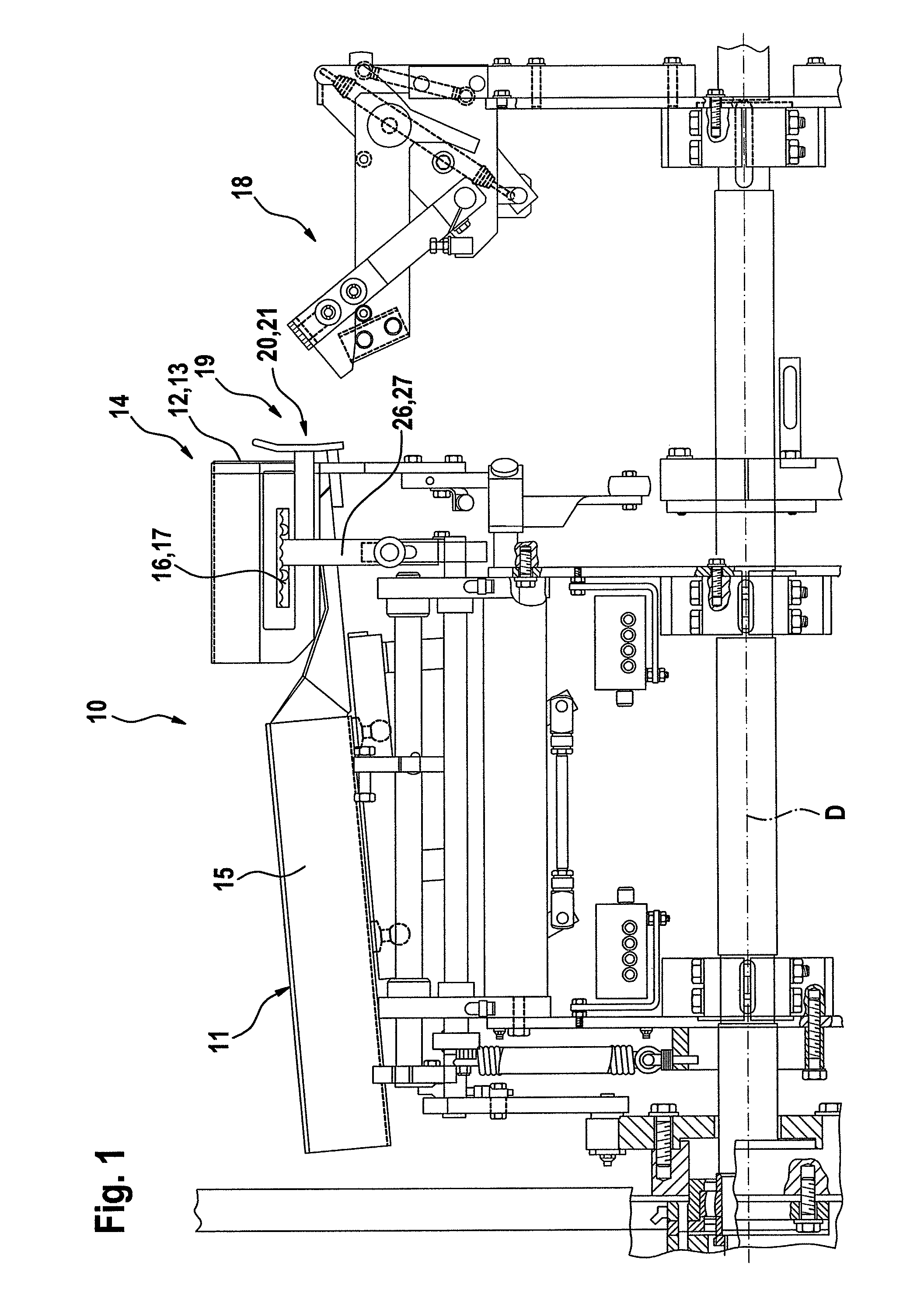 Device for receiving and fixing fish within a device for processing fish