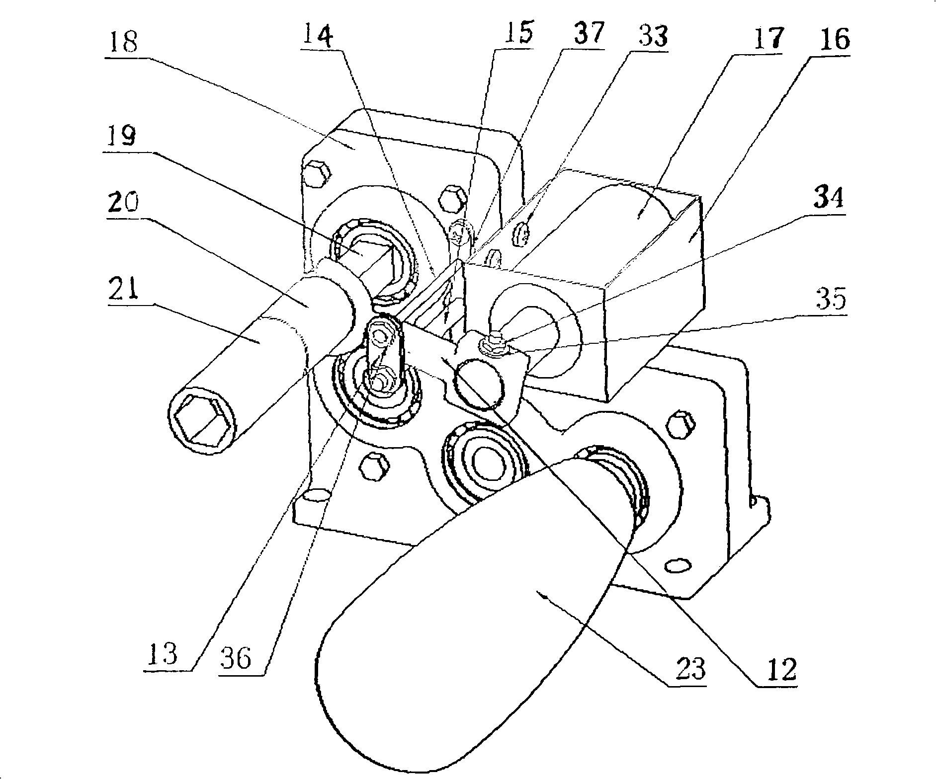 Robot for mounting anti-detour lightning lightning rod on high-tension line