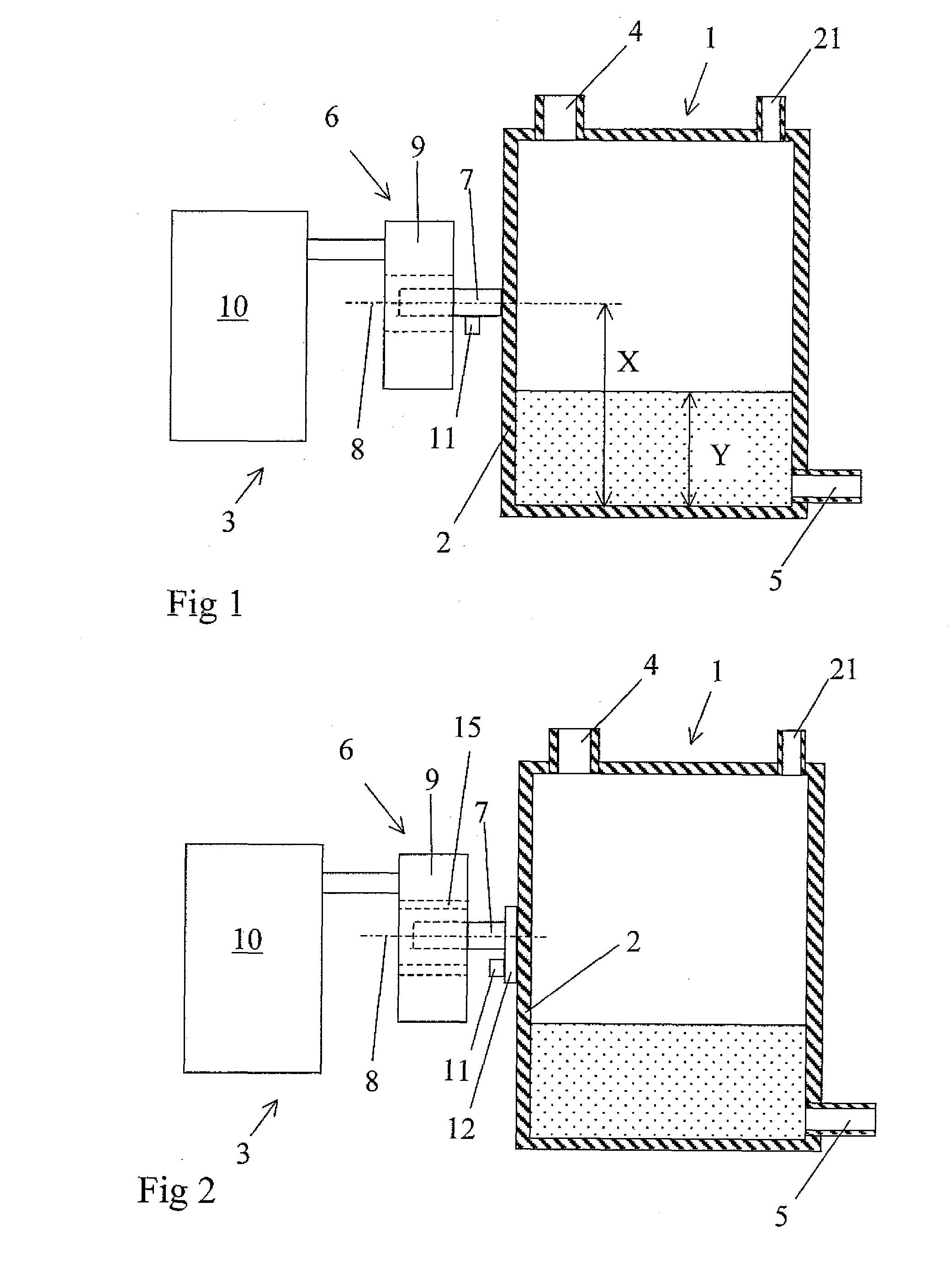 Device and Method for Determination Regarding the Liquid Level in Containers