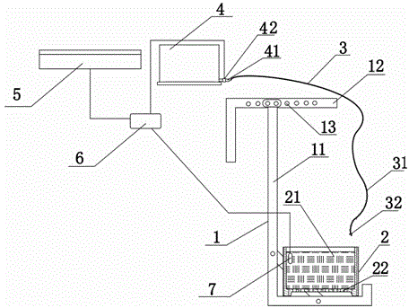 Wall planting device with solar-control watering function