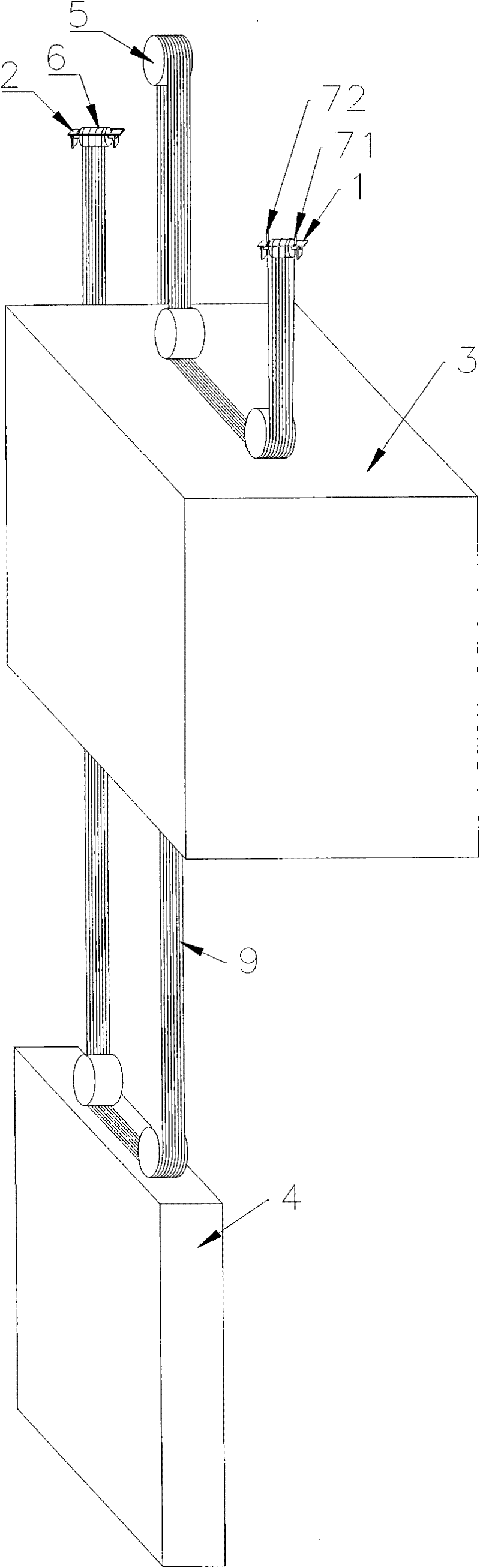 Rope head device for automatically balancing tensile force of wire rope