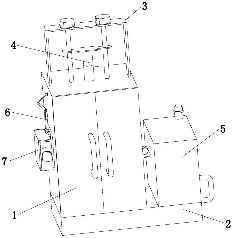 Surface paint spraying device for tubular hardware processing