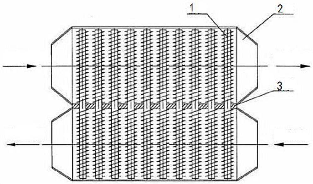 Heating equipment for comprehensive utilization of waste heat in circulating water system coupled with steam peak regulation