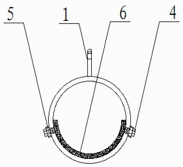 Boat-shaped pipe section towing protection tool and construction method thereof