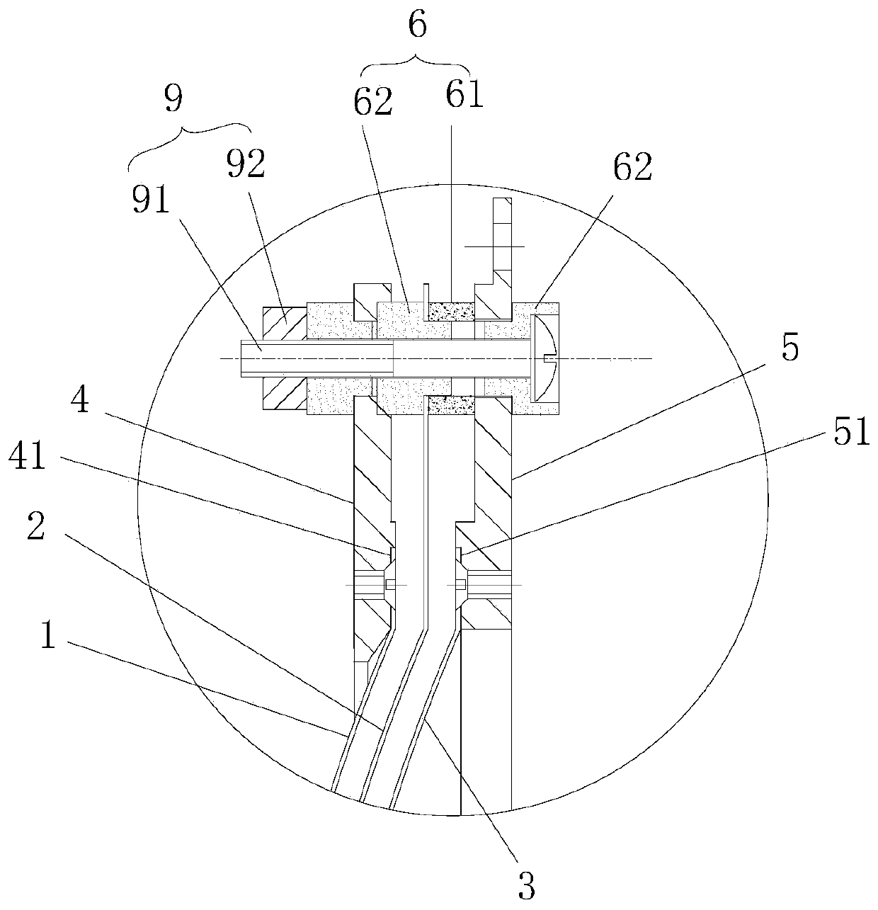 A tri-gate component and an ion source containing the tri-gate component