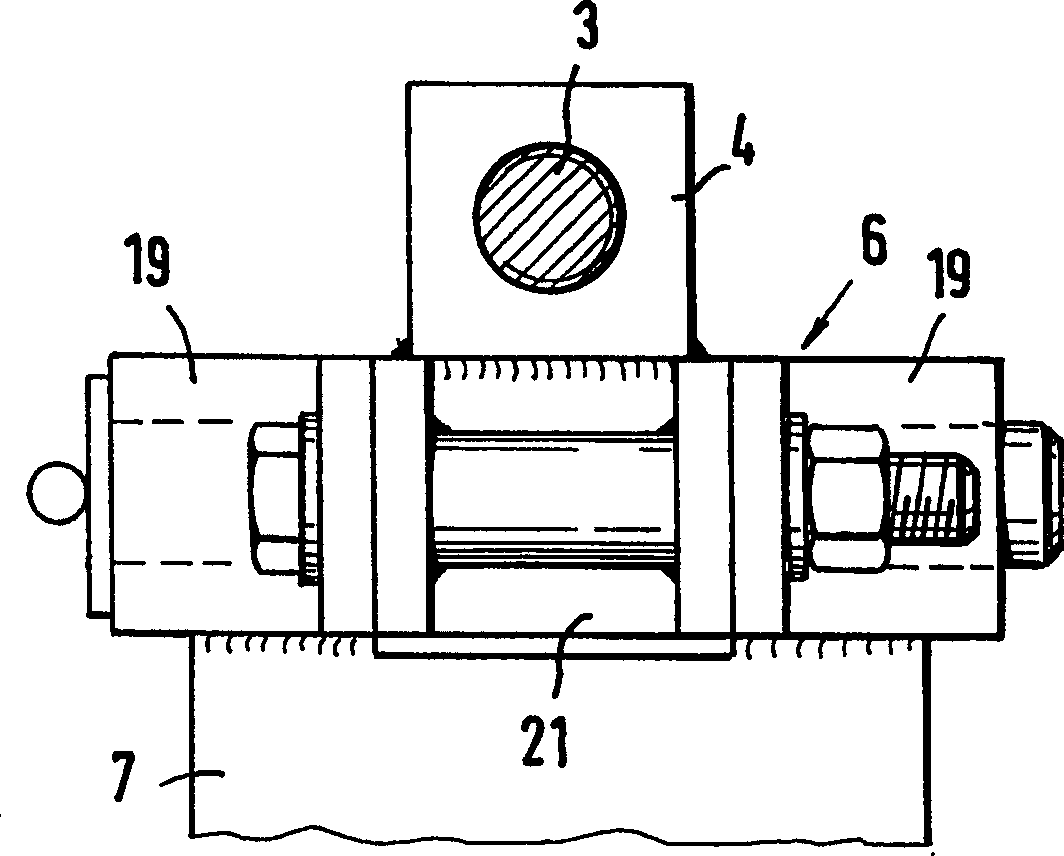 Screw device for high-adjusting a track span