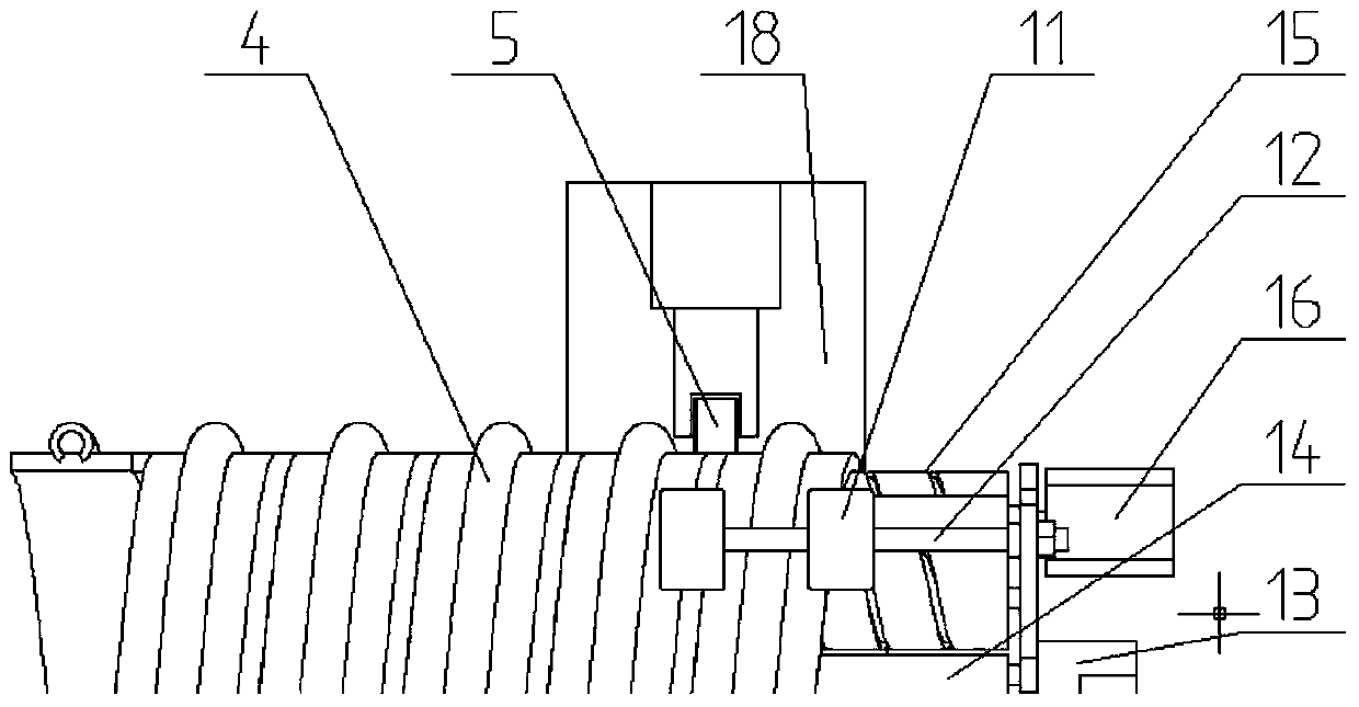 Mould-less large-caliber PVC pipe dynamic molding method and device