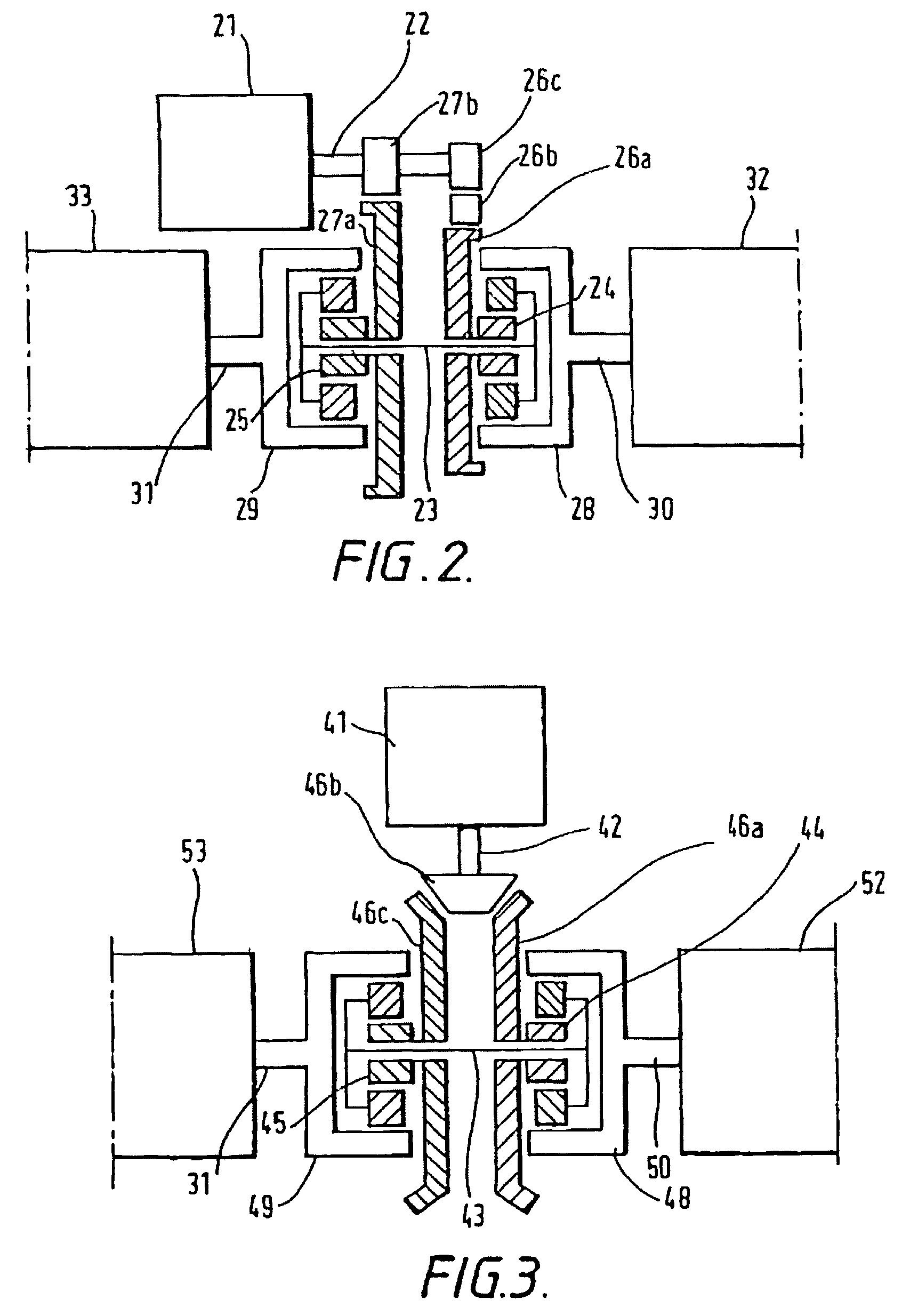 Drive configuration for a skid steered vehicle