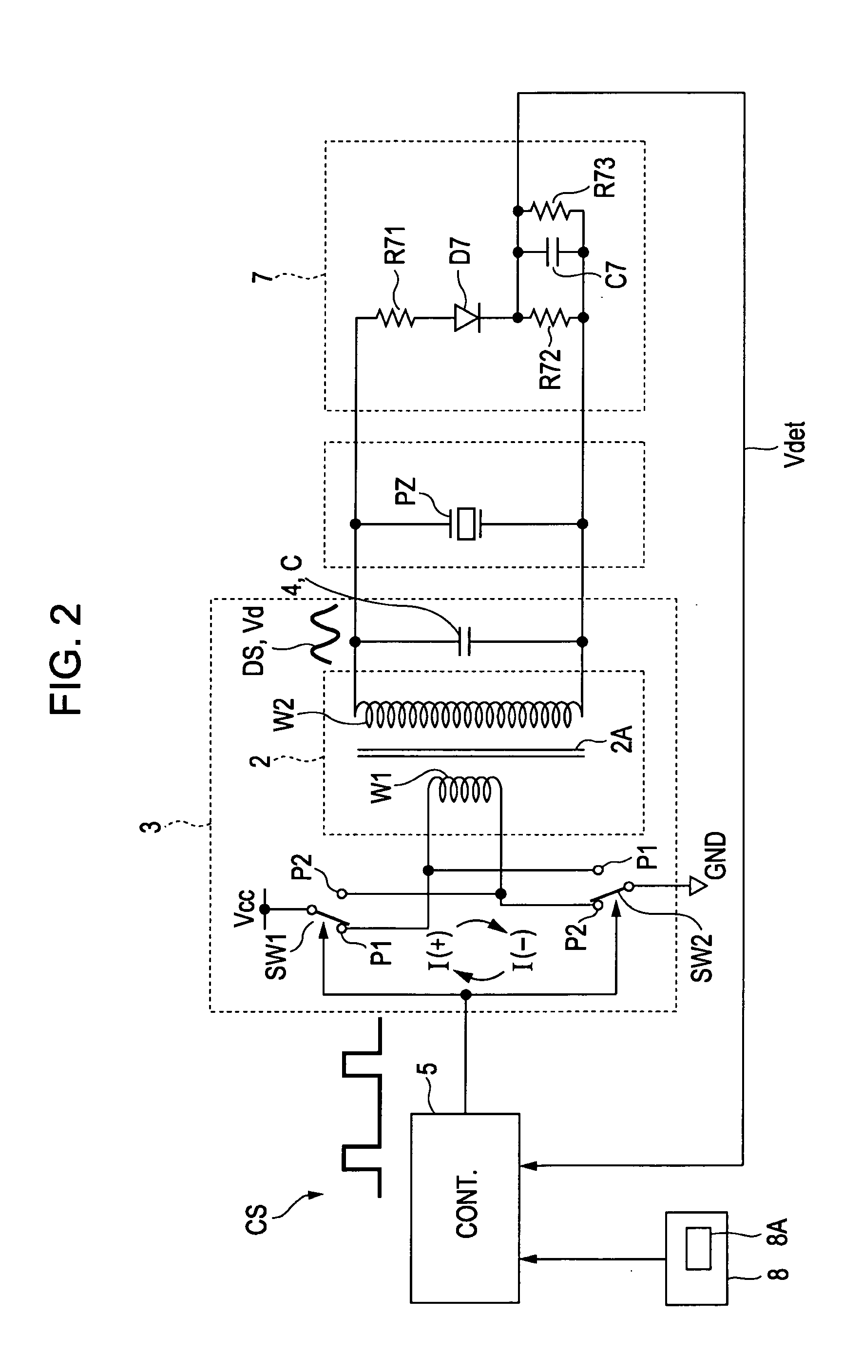 Piezoelectric element drive device, electronic apparatus, and method for controlling piezoelectric element drive frequency
