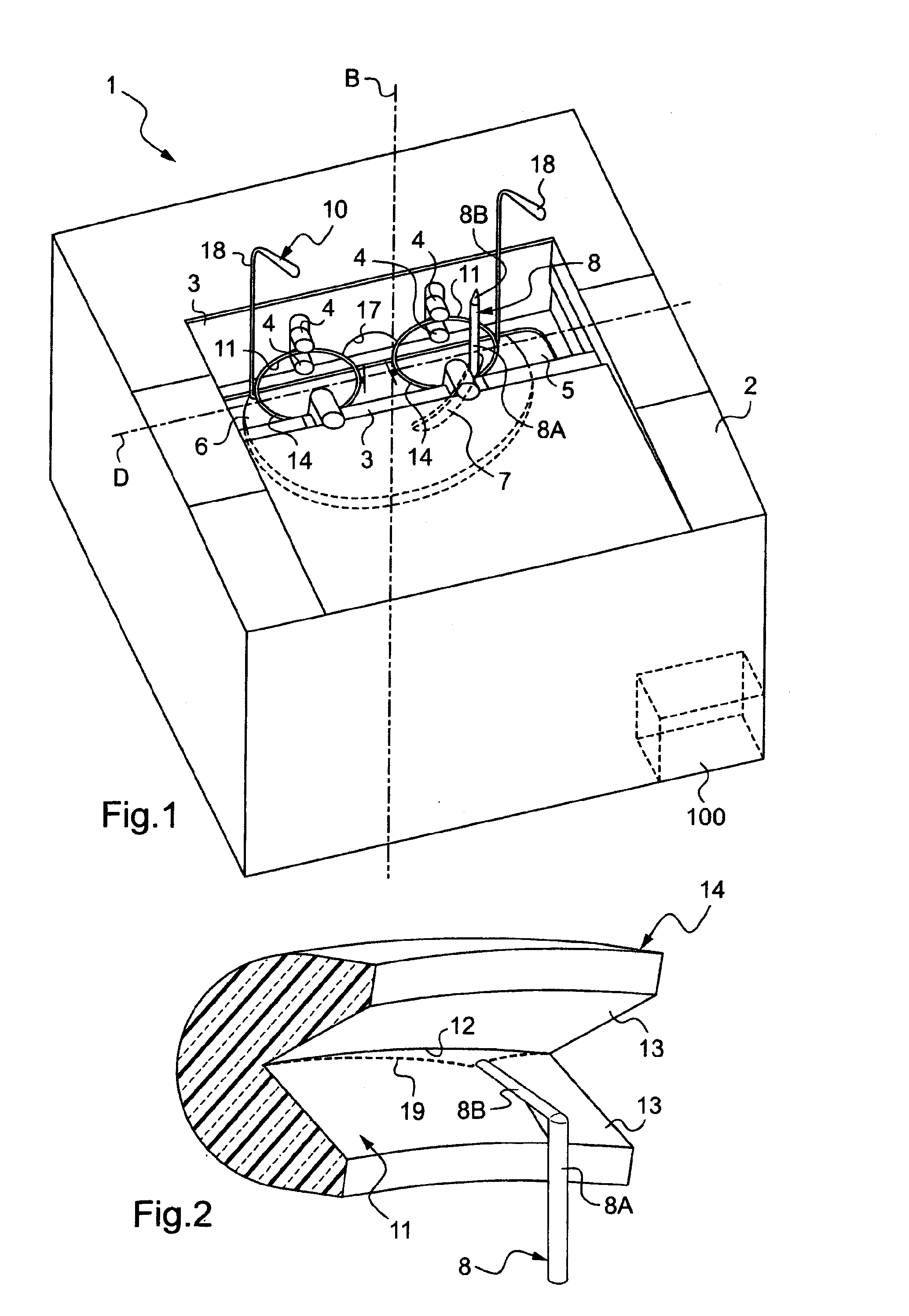 Method of correcting the shape of a sensed curve approximating a longitudinal trace of a bezel of an eyeglass frame, and a method of acquiring the shape of an outline of such a bezel