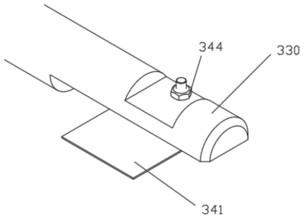 High-precision blade coating equipment and method with adjustable blade coating angle