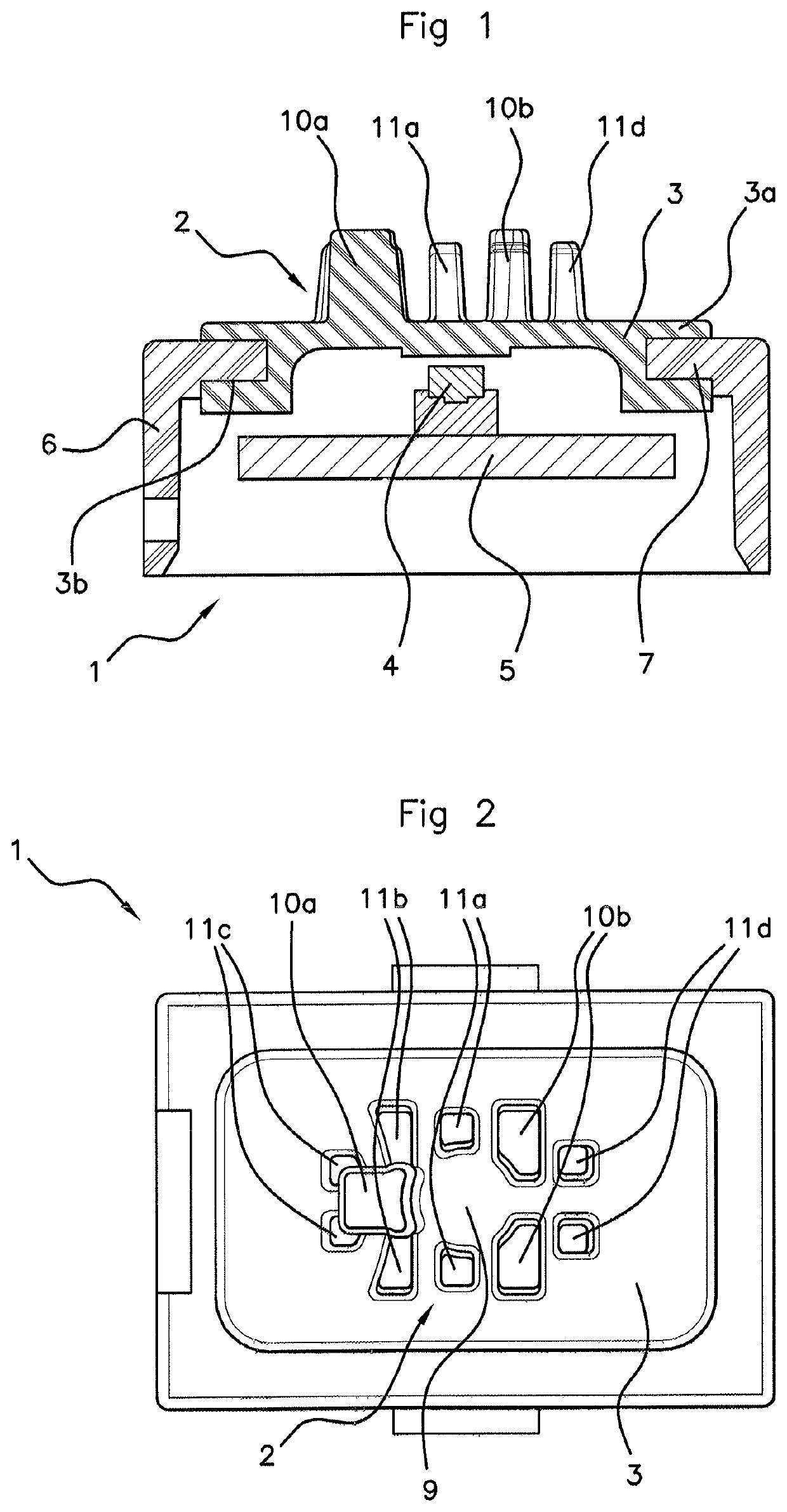 Electronic push button for a motor vehicle door handle with activation pattern made up of studs