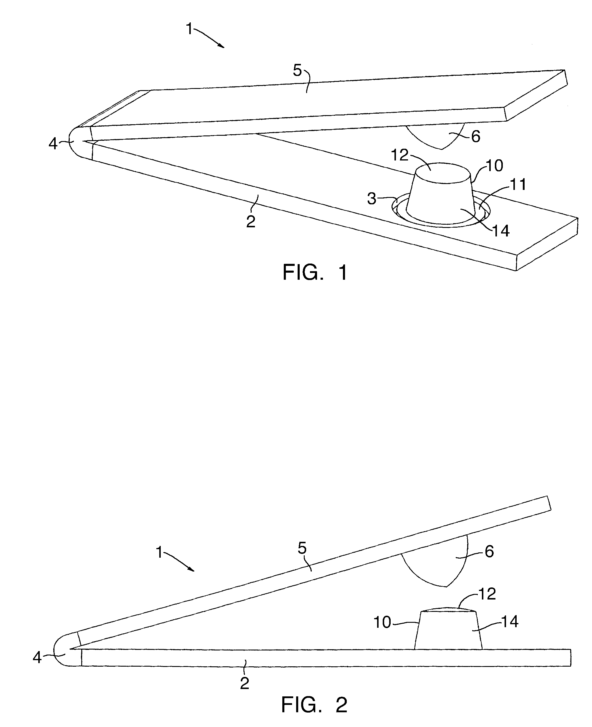 Device and method for separating contents and package of a capsule