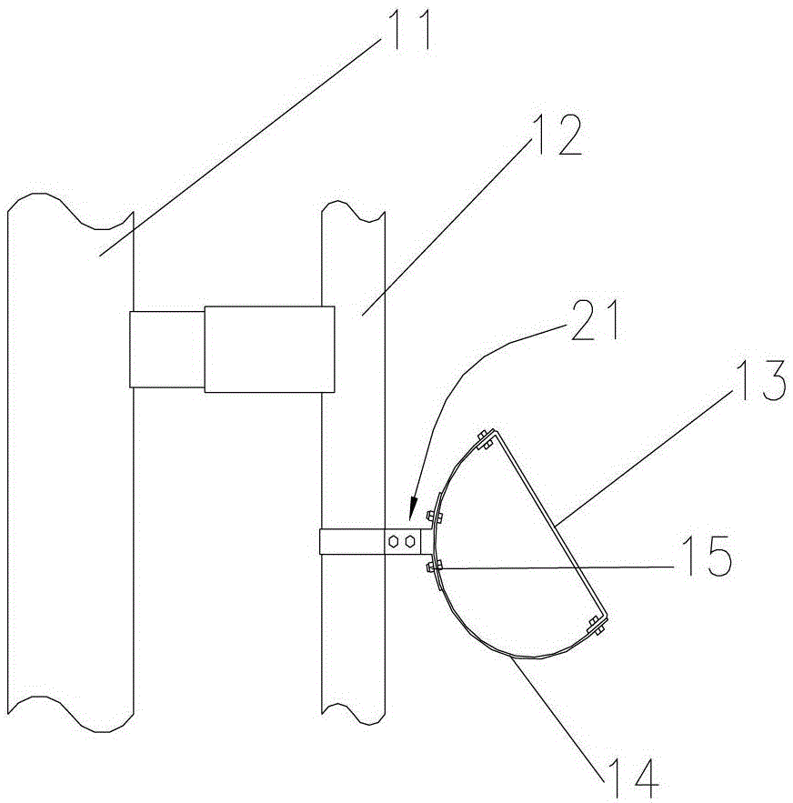 A louver curtain wall