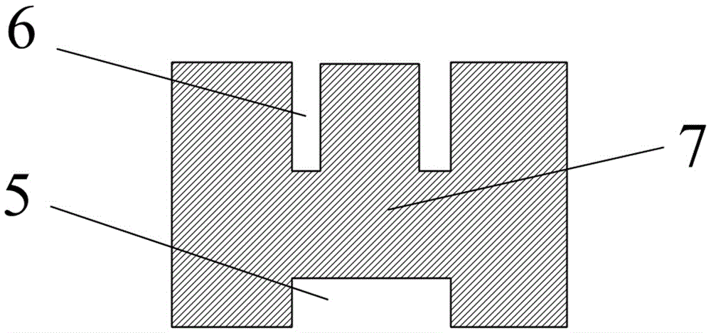 Processing method of round chips and semiconductor wafer