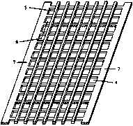 Crusher screen with double-sided slotted steel plate