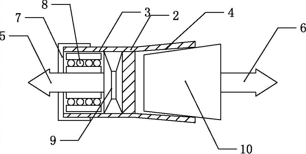 Reel centering device for non-woven fabrics