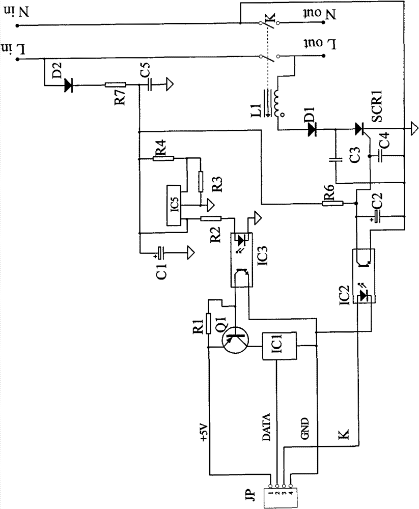 Circuit breaker with temperature detection function