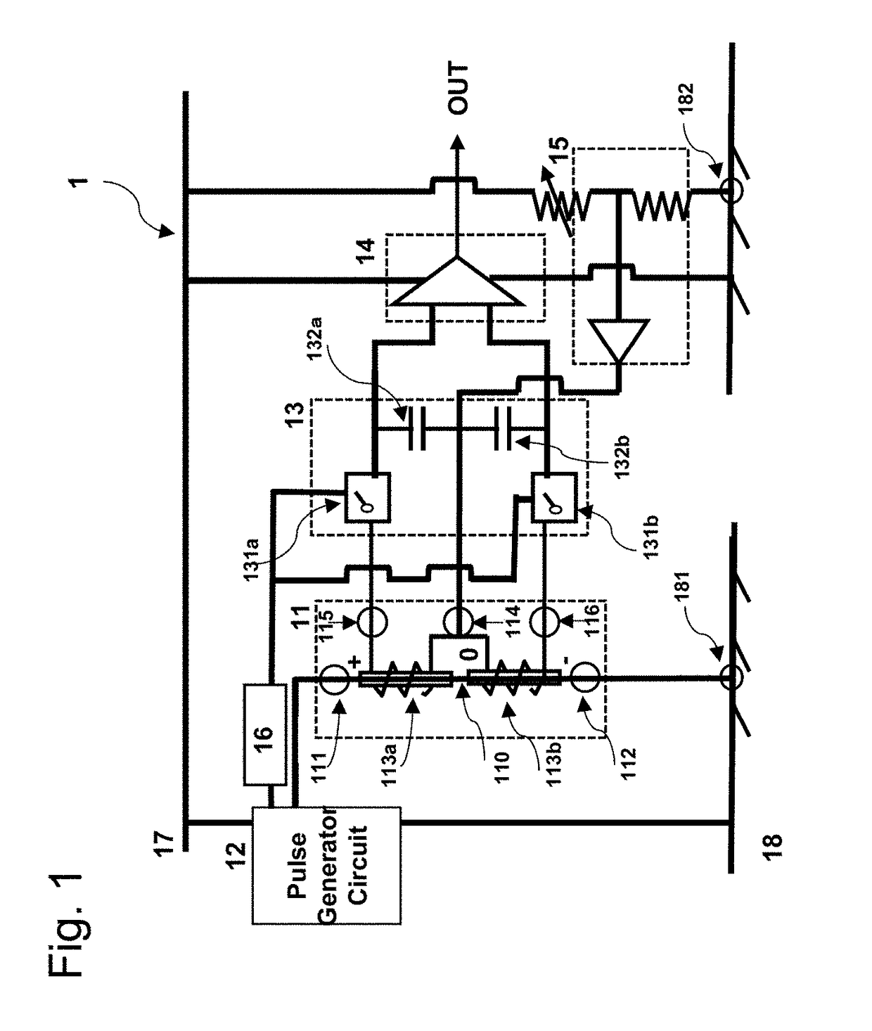 Magnetometer with a differential type integrated circuit