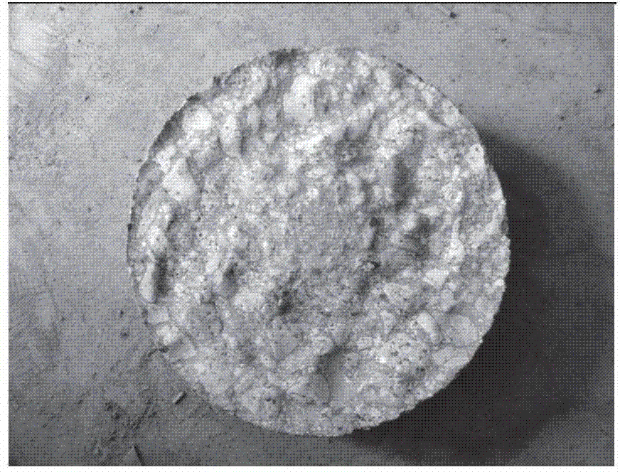 Dam concrete surface abrasion-resistant coating and coating method thereof