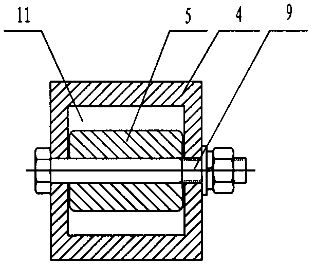 Axial flow impeller with composite hinged blade and hub