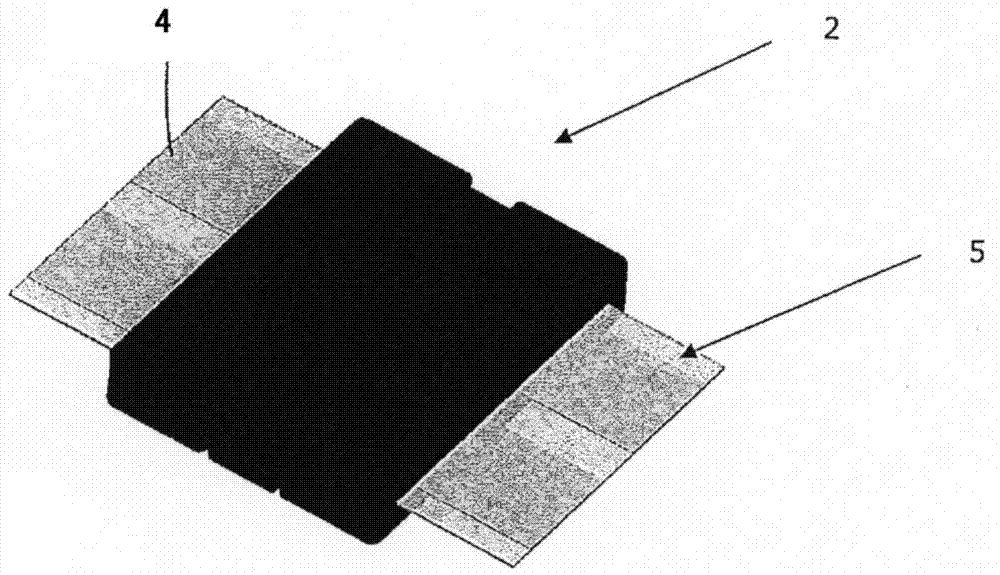 Contact-making and connection arrangement on the basis of film conductors introduced in a housing