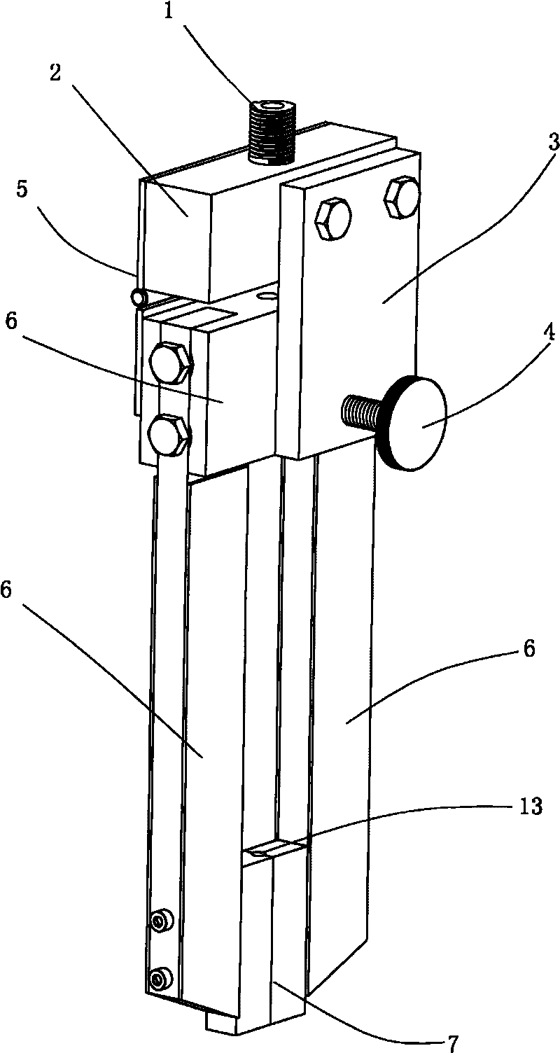 Conductive device used for narrow-clearance submerged arc welding