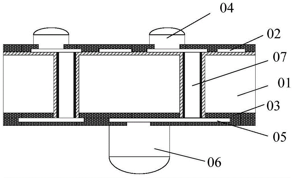 A three-dimensional interconnect structure and its preparation method