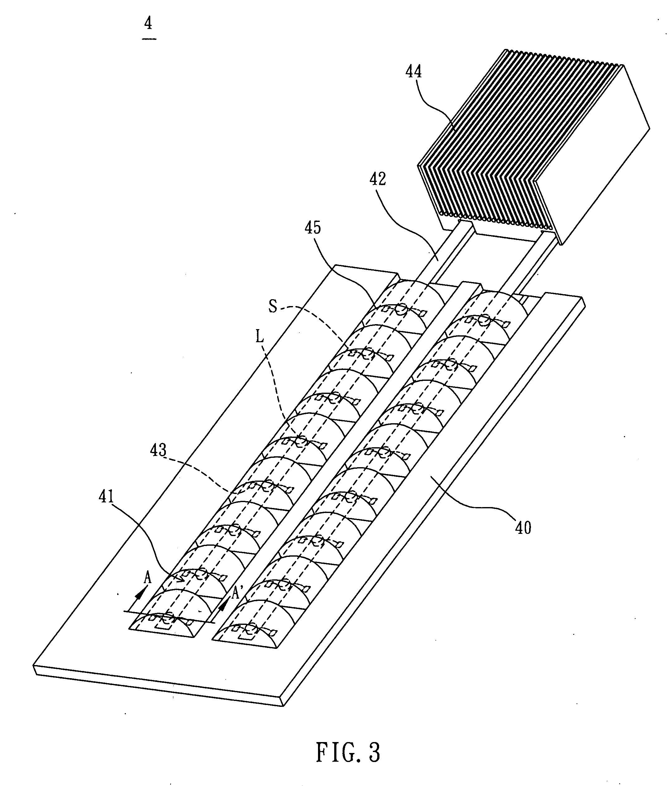 Light-emitting heat-dissipating device and packaging method thereof