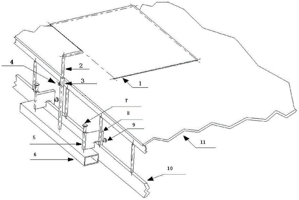 Heat insulating device for improving formation of hot bent glass