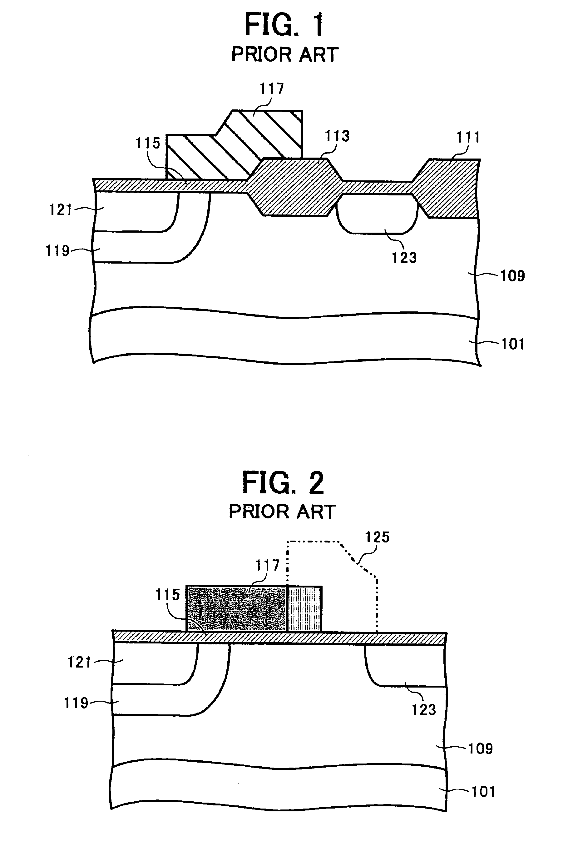 LDMOS transistor capable of attaining high withstand voltage with low on-resistance and having a structure suitable for incorporation with other MOS transistors