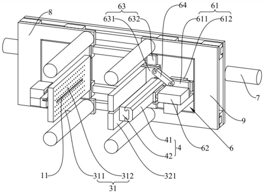 Belt connecting device and belt connecting method