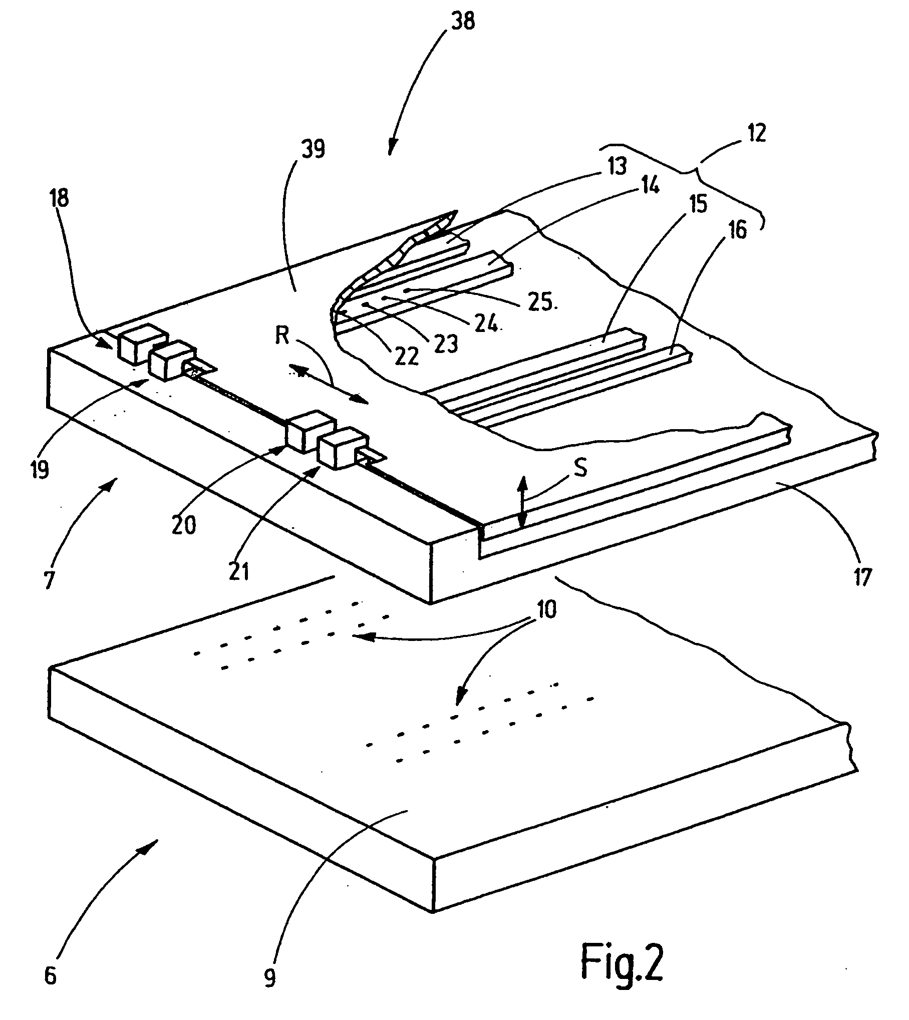 Punch device with interchangeable punch and variable punch pattern