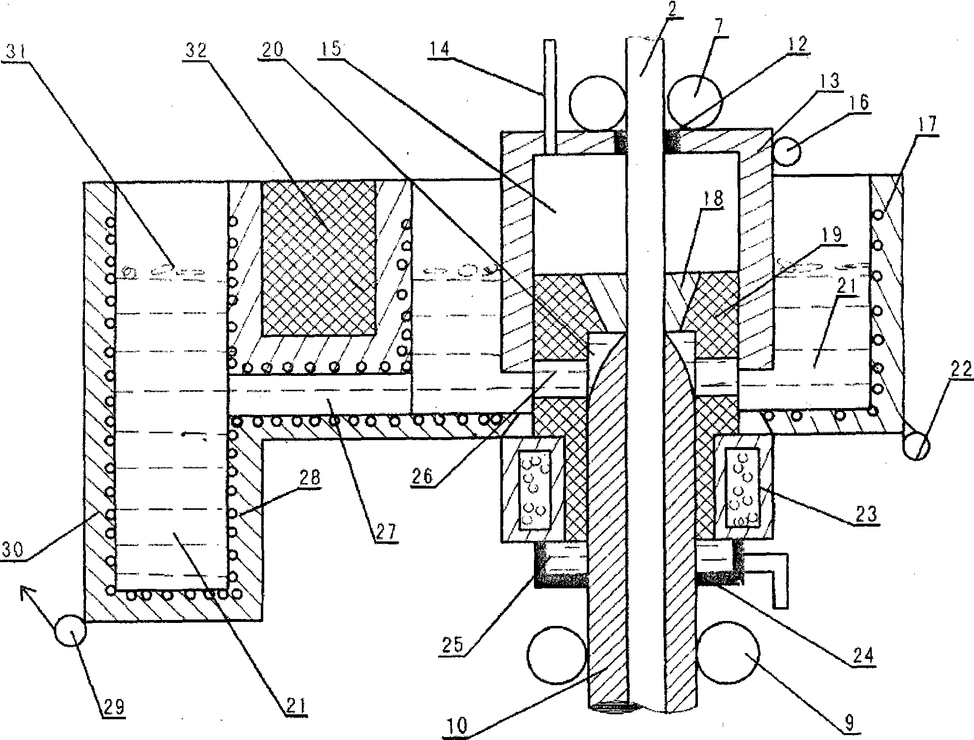 Method and device for downwards leading and continuously casting copper wire covering steel core