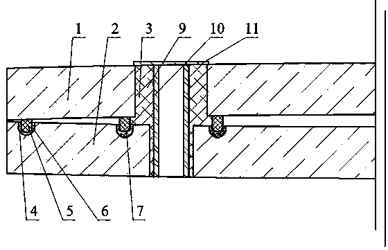Convex low-pressure glass having sealing groove and mounting hole and manufacturing method thereof