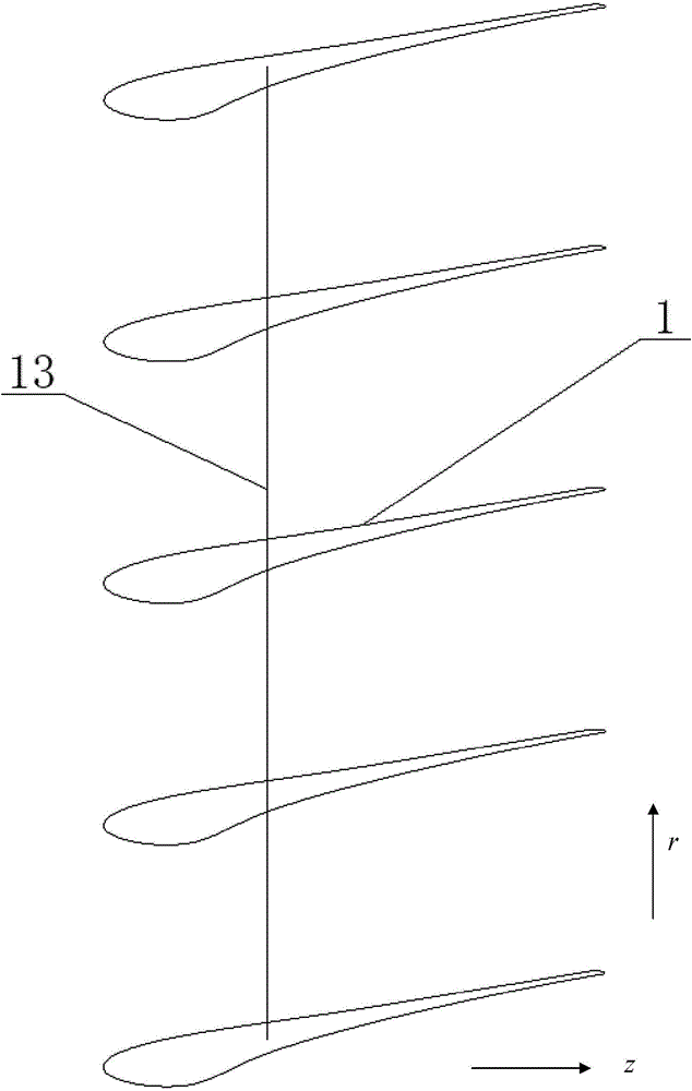 Transonic turbine blade with tapered channel and turbine using it