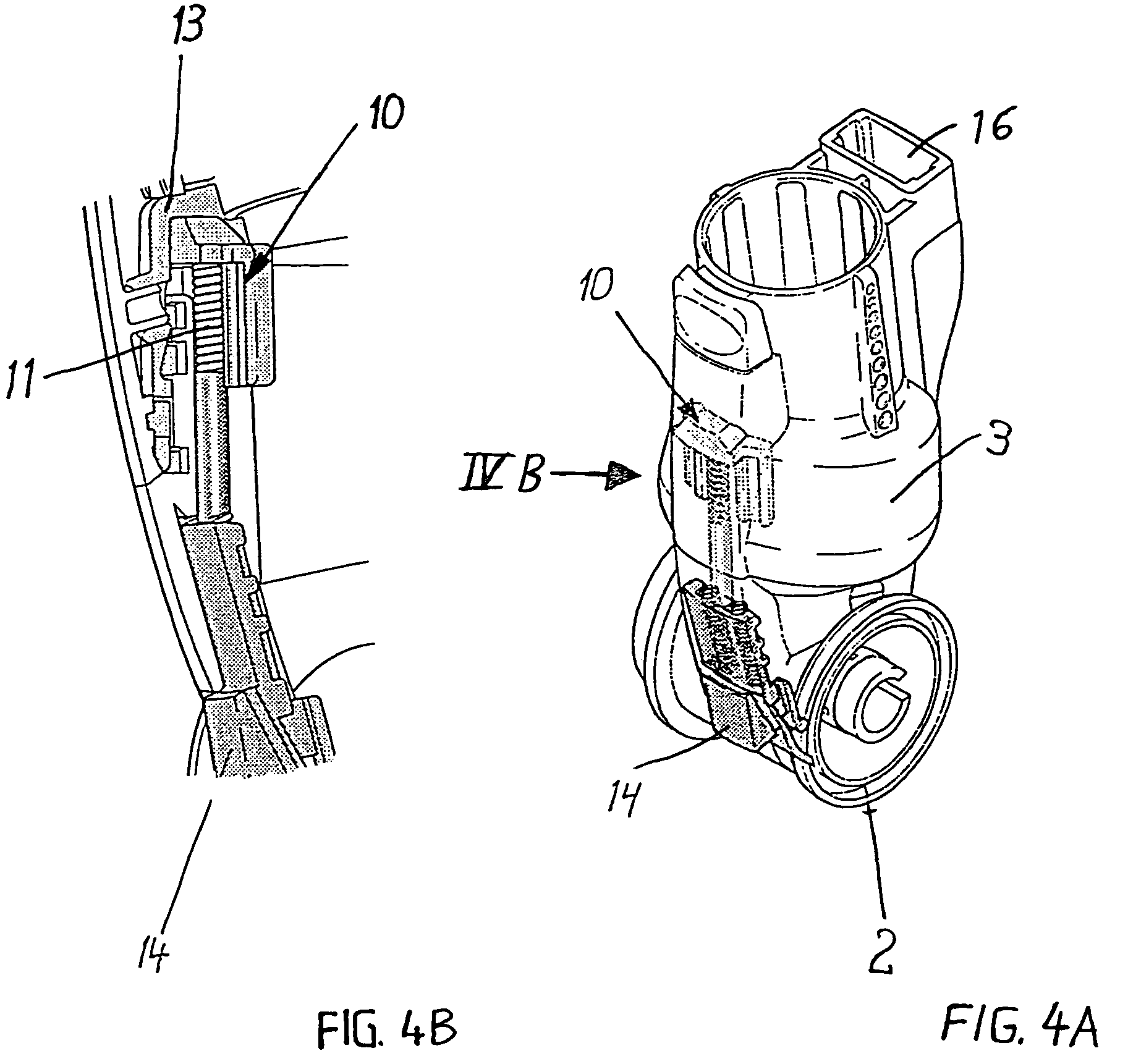 Pivotal and rotational connection for a vacuum cleaner tool