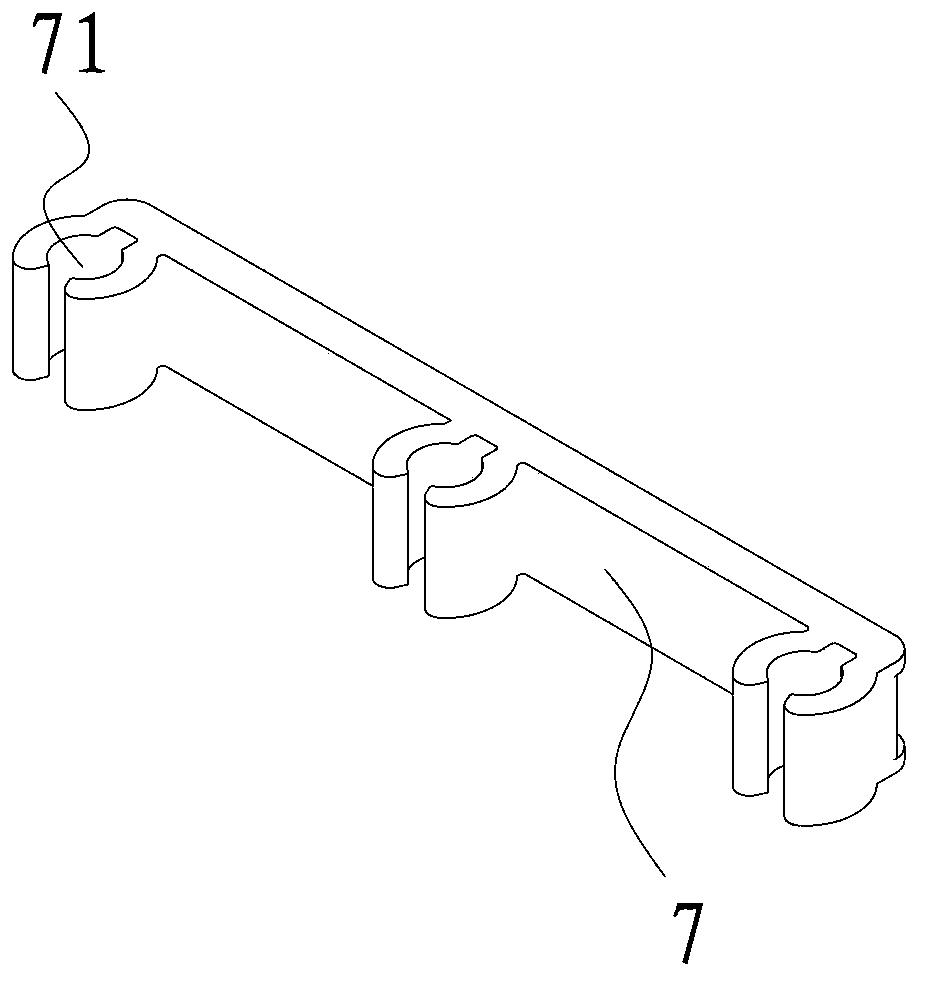 Combined air deflection assembly for vertical air conditioner and vertical air conditioner adopting same