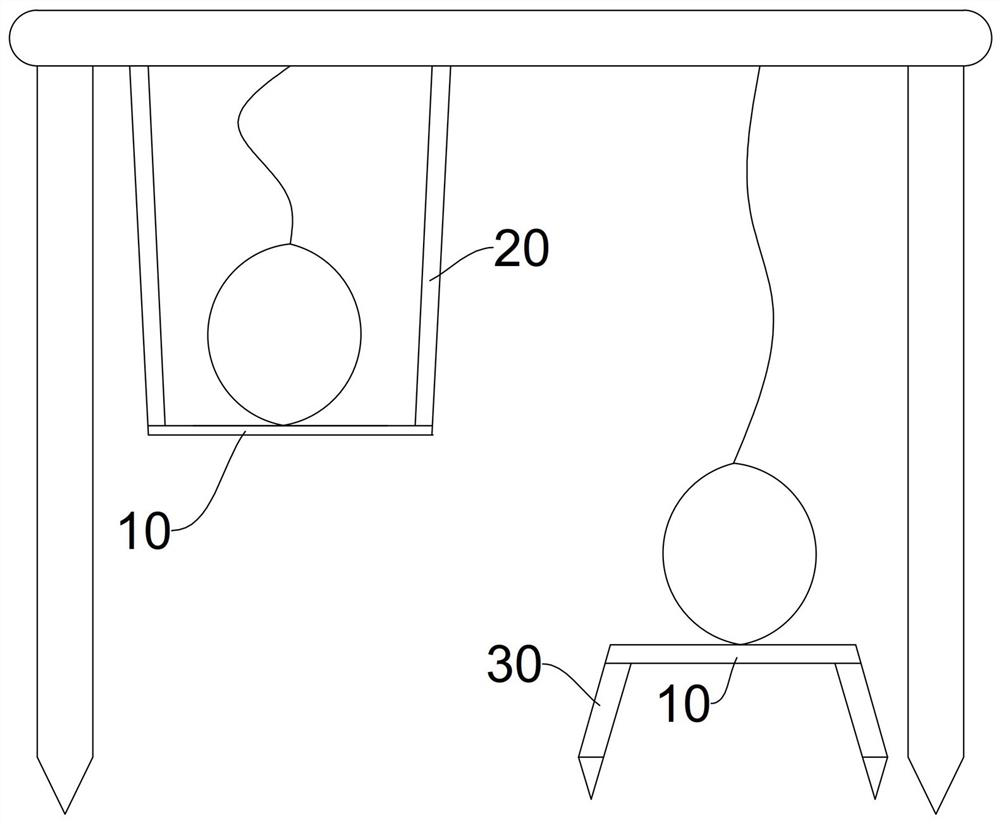 A melon protection device for vertical cultivation of small watermelons