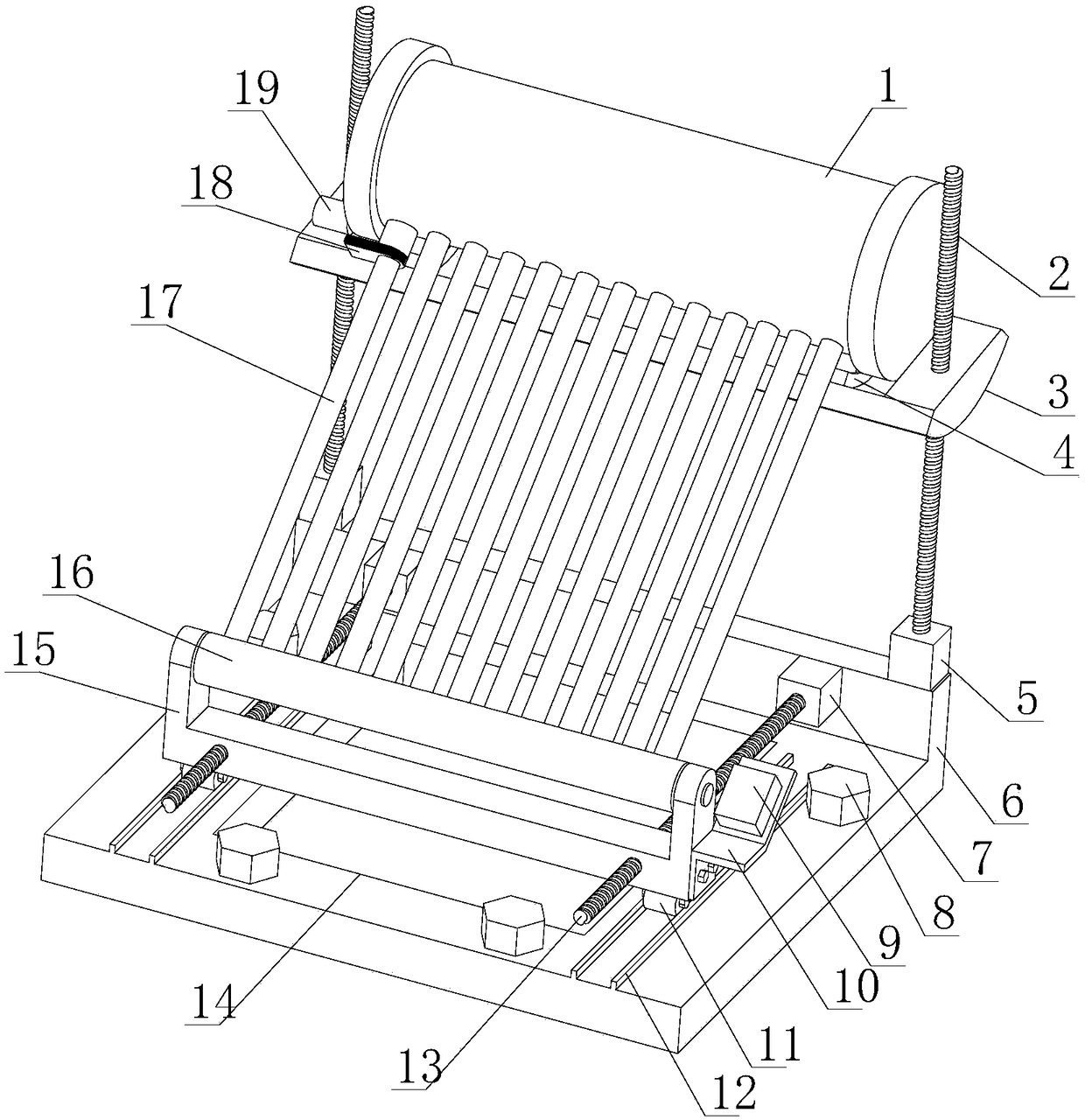 Solar water heater capable of precisely adjusting light receiving angle