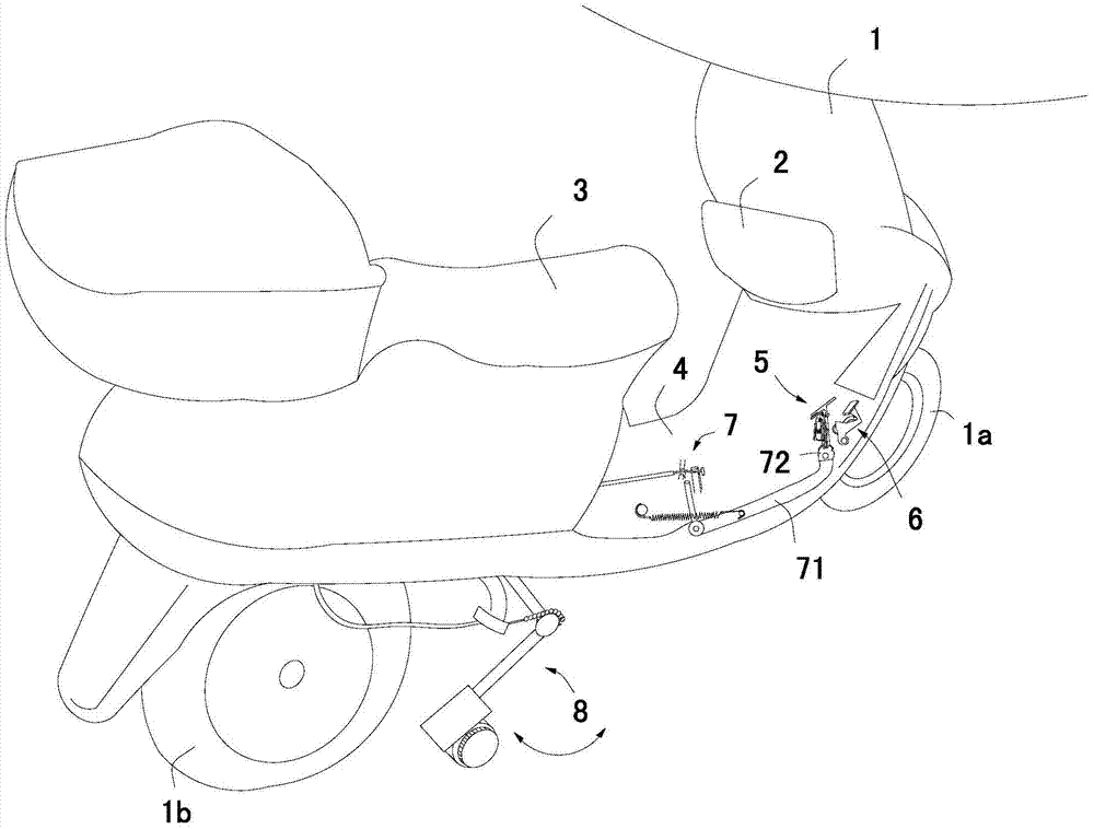 Safe driving assisting device of electric bicycle