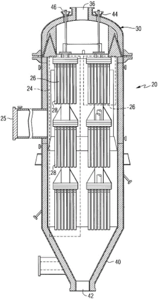 Cylindrical filter for filtering fuel gas in gas turbine