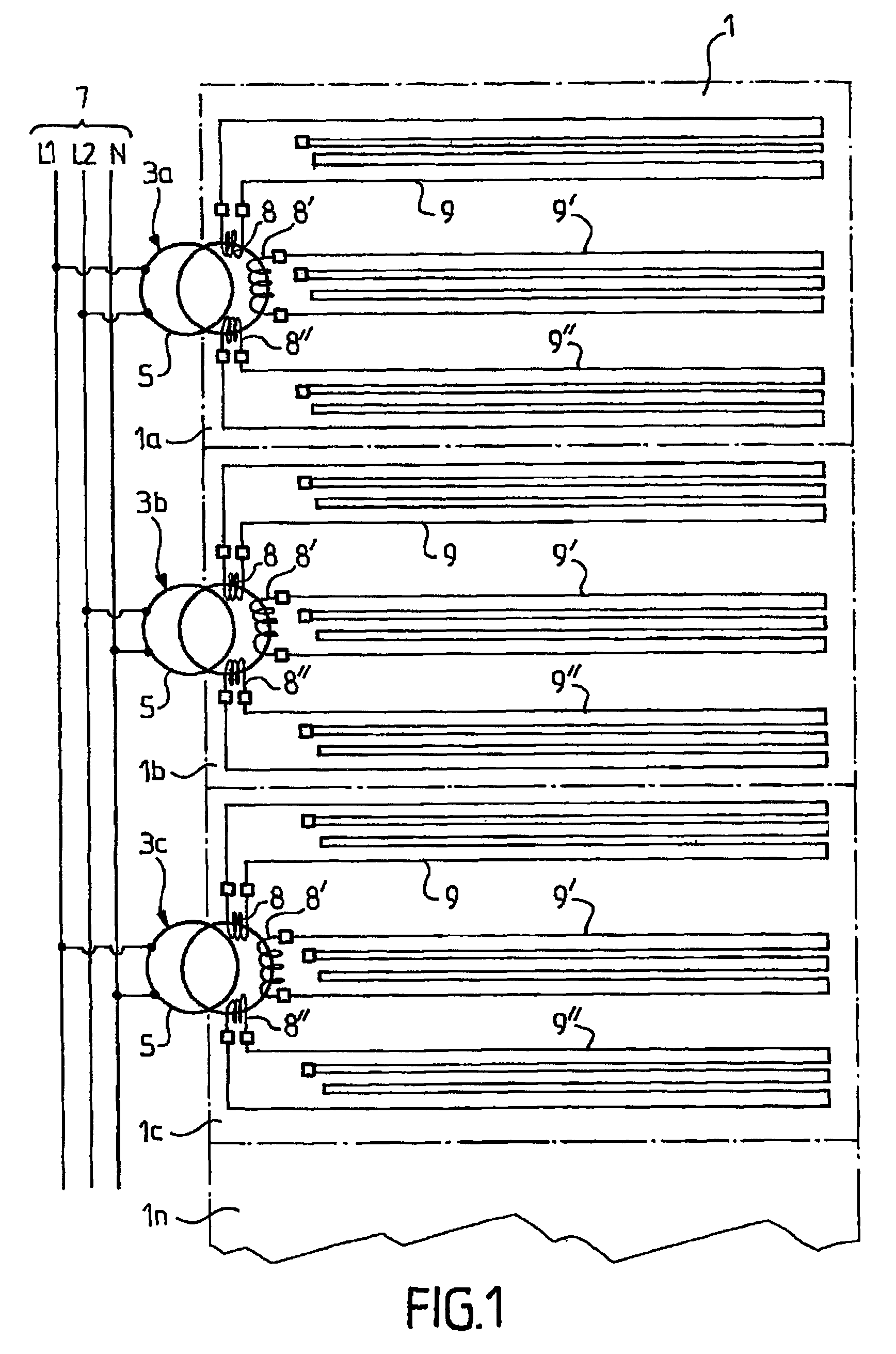 Device for heating grounds, in particular sports ground