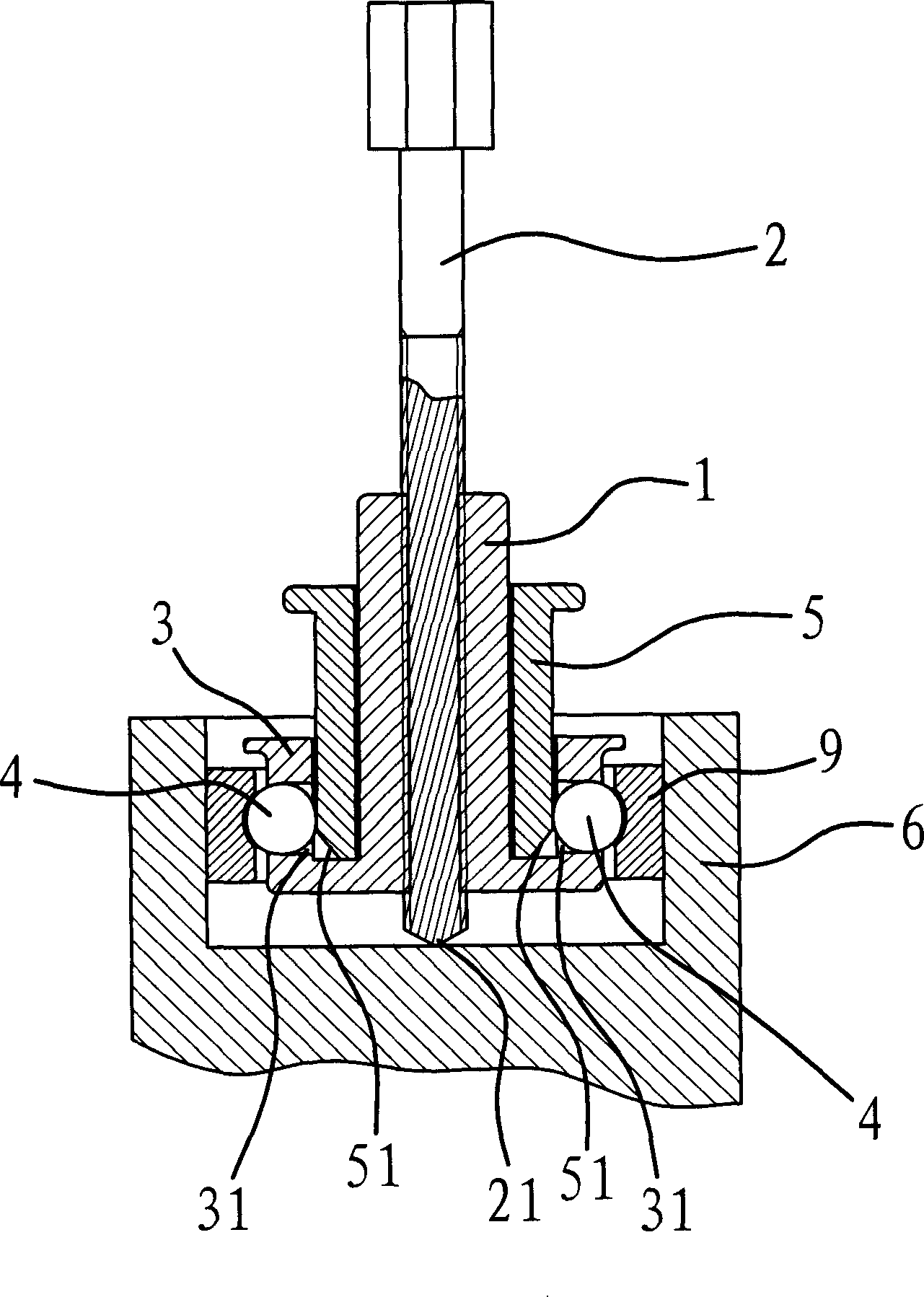 Device for drawing internal and outernal ring of bearing