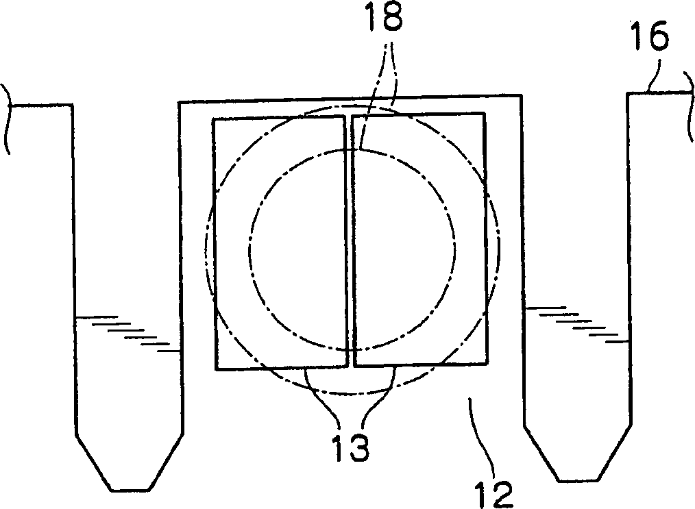 Liquid injector and injecting method