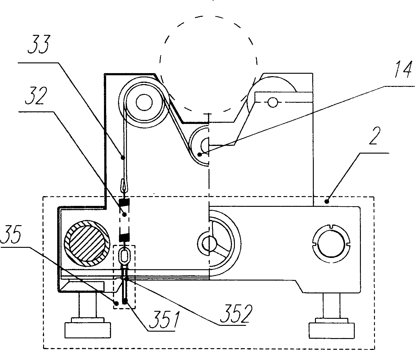 Revolving body roller swinging device for polar moment of inertia tester