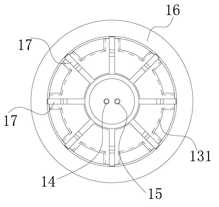 Liquid transfer communicating apparatus, and transfer method